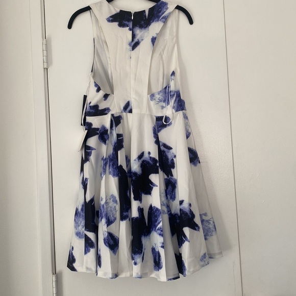NWT Lulus “Seeing Chic” fit and flare dress blue white and purple size Medium - Picture 14 of 16